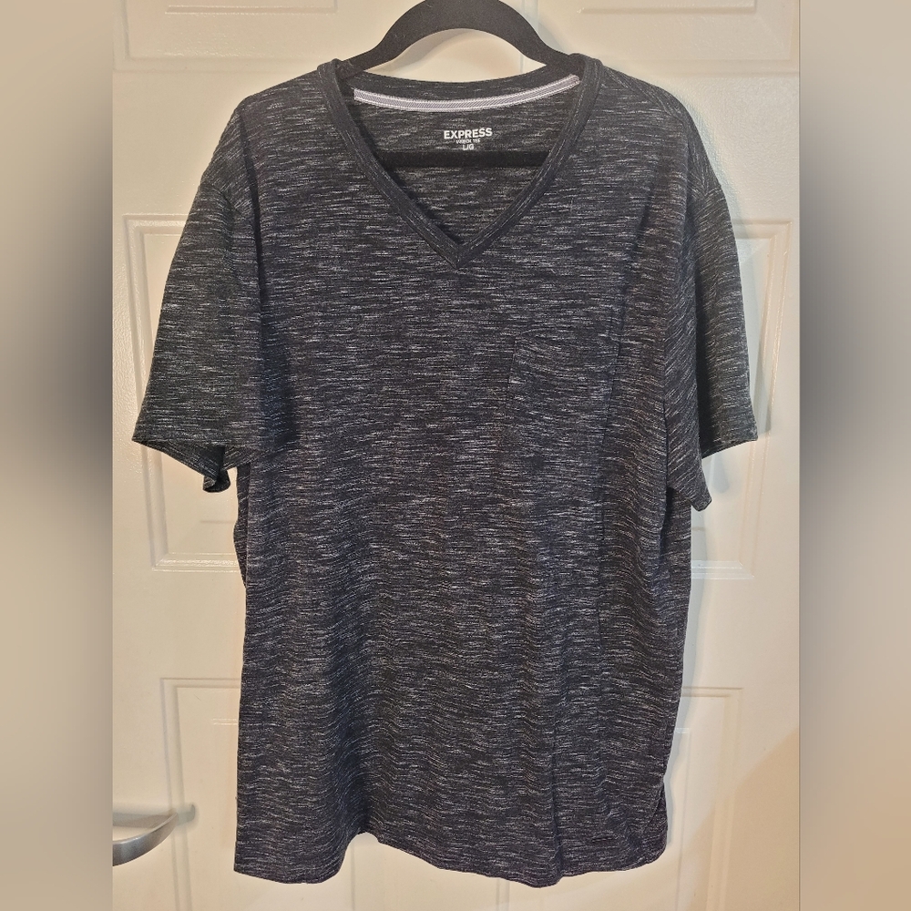Men's‎ Express Black and Gray V-Neck Tee Size Large